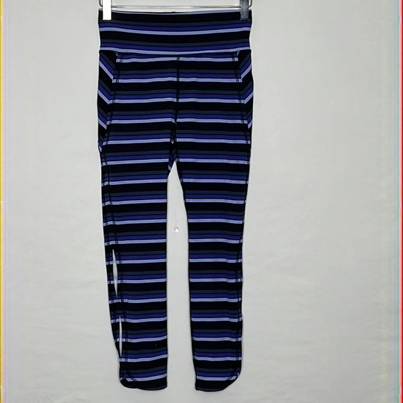 Free People Movement Gidget High Rise 7/8 Leggings with Cut Outs - Size Small - Picture 3 of 11